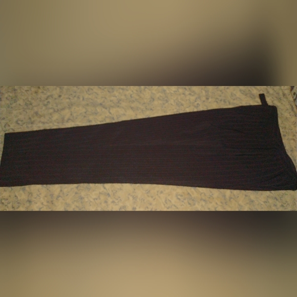 "Harvè Benard" by Benard Holtzman Black & Grey Pinstripe Dress Pants - Picture 5 of 7